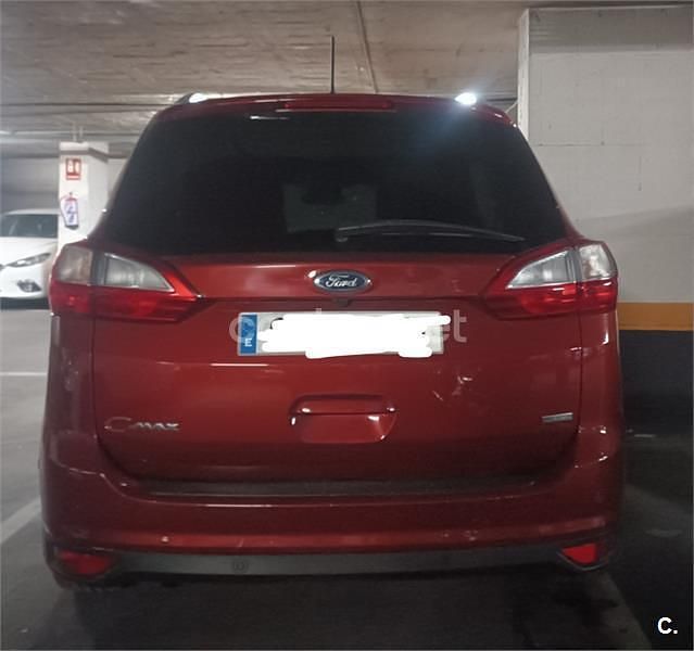 Usado Ford Grand C-Max Titanium 125 CV (91 kW) 2017 Rojo Monovolumen