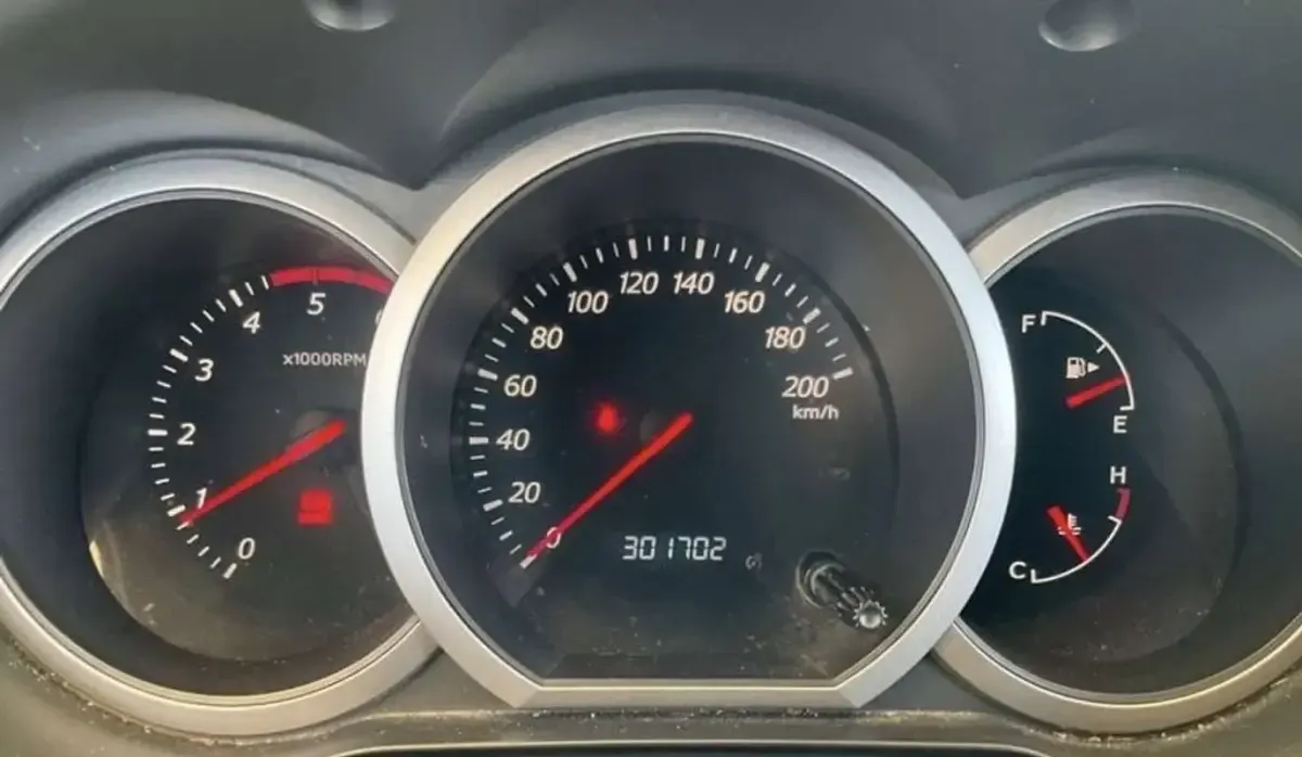 Usado Suzuki Grand Vitara 128 CV (94 kW) 2009 Gris SUV