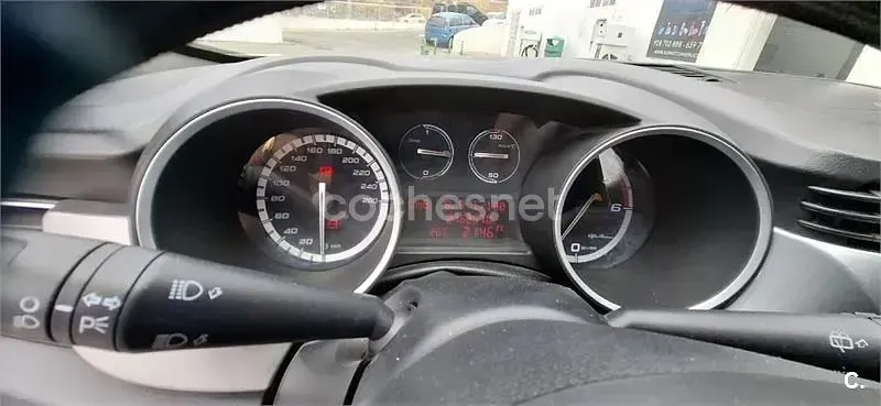 Usado Alfa Romeo Giulietta Veloce 105 CV (77 kW) 2013 Blanco Utilitario