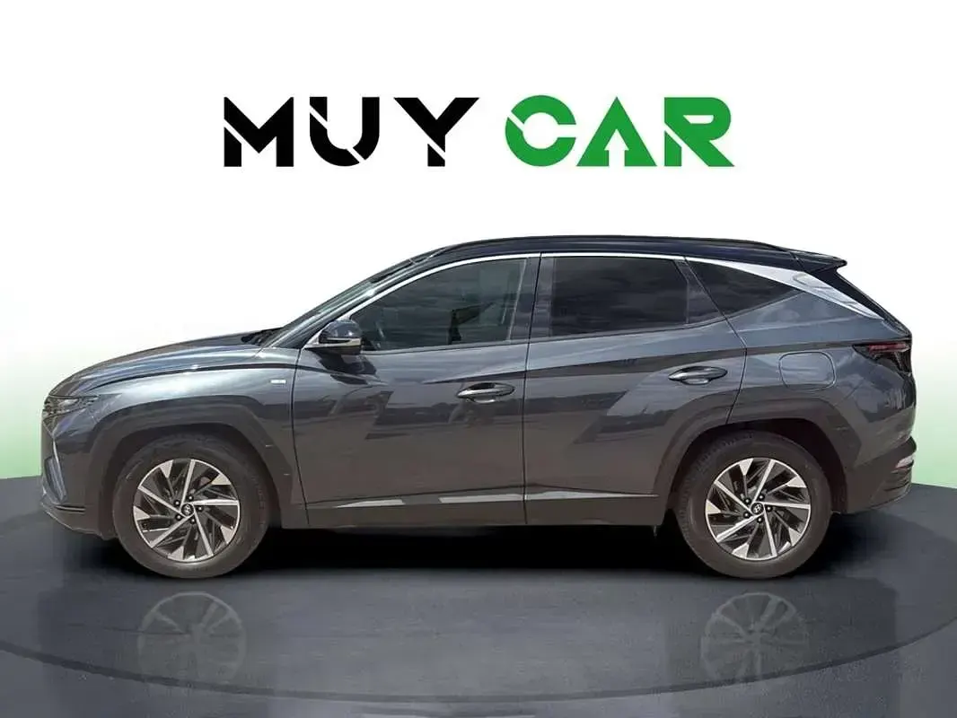 Usado Hyundai Tucson Style 136 CV (100 kW) 2021 Gris SUV