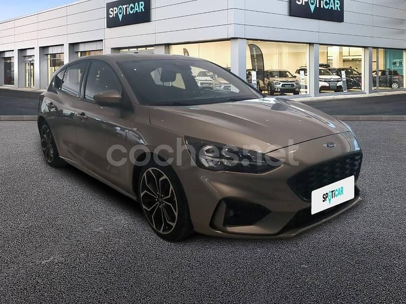 Usado Ford Focus ST-Line 125 CV (91 kW) 2019 Gris Berlina
