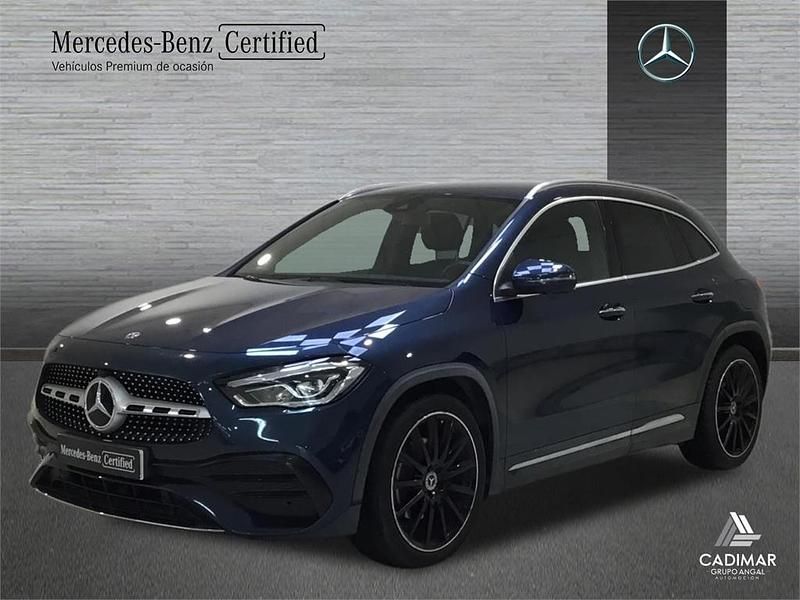 Usado Mercedes GLA200 AMG line 150 CV (110 kW) 2020 Azul denim SUV