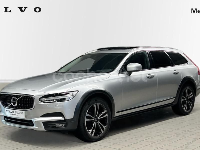 Gris / plata Usado 2018 Volvo V90 CC Pro Familiar | 23.900 € (Caro) - Imagen 1/4