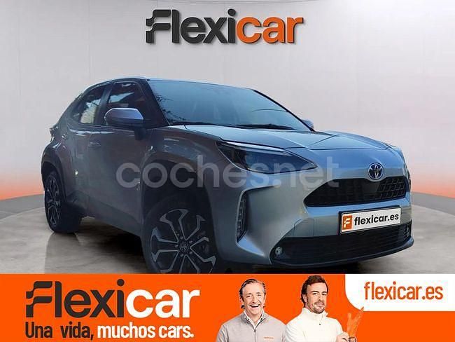 Gris / plata Usado 2024 Toyota Yaris Cross Active SUV | 25.690 € (Un poco caro) - Imagen 1/4