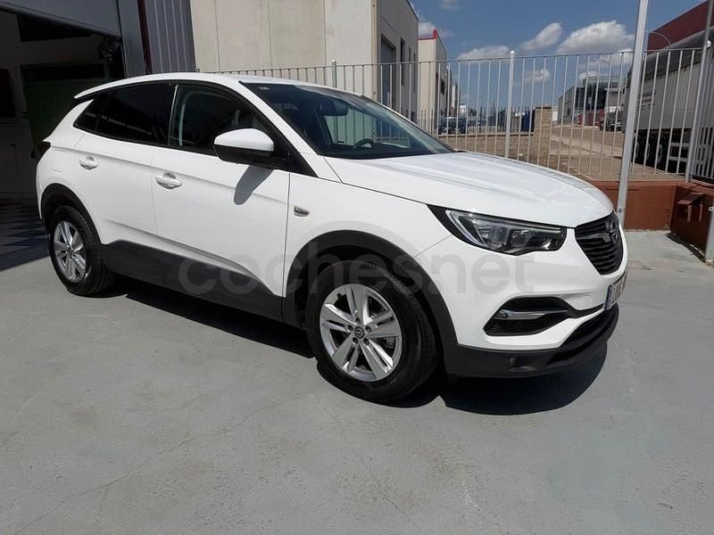 Używany Opel Grandland X Design Edition 130 KM (95 kW) 2018 Biały SUV