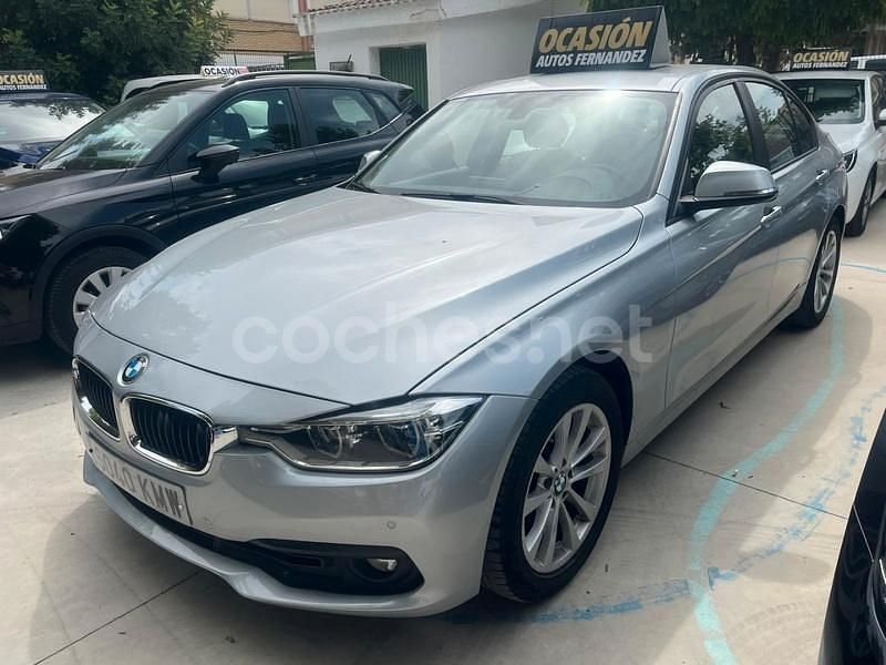Gris / plata Usado 2018 BMW 318 Berlina | 20.900 € (Precio justo) - Imagen 1/4