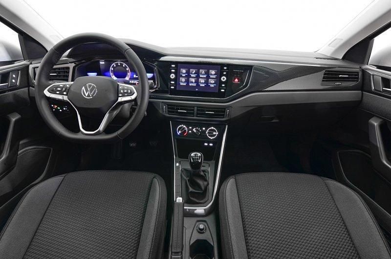 Usado VW Taigo Design 95 CV (69 kW) 2022 Plata réflex metalizado SUV