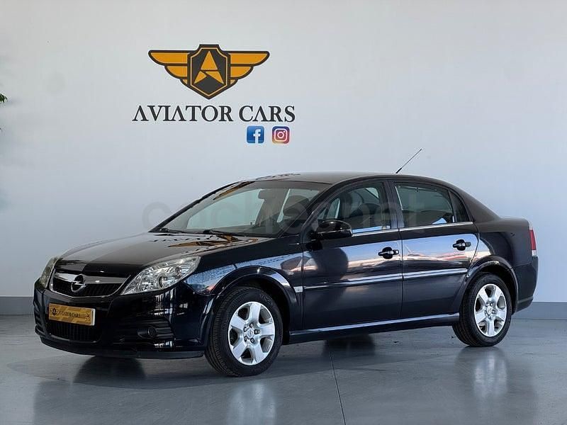 Usado Opel Vectra Essentia 140 CV (102 kW) 2006 Negro Berlina