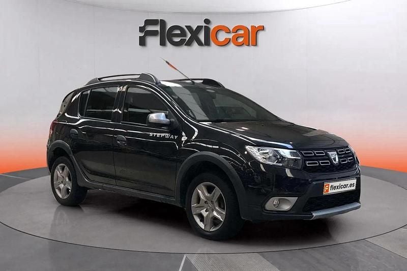 Beige Usado 2017 Dacia Sandero Stepway Utilitario | 8990 € (Precio justo) - Imagen 1/4
