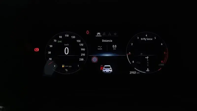 Usado Renault Arkana Techno 140 CV (102 kW) 2023 Rojo SUV