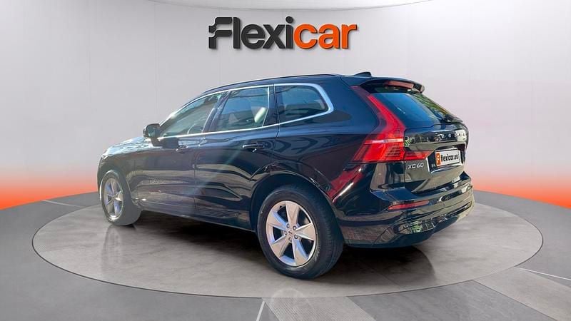 Usado Volvo XC60 Core 197 CV (144 kW) 2023 Negro SUV