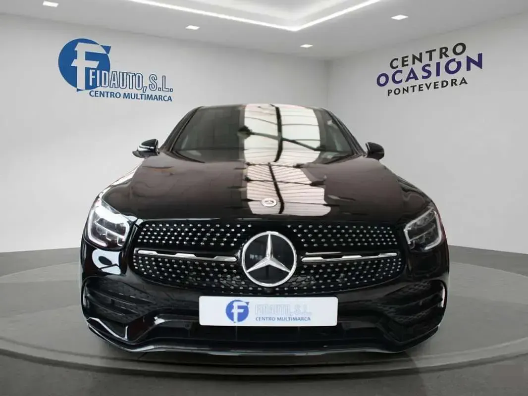 Usado Mercedes GLC350 320 CV (235 kW) 2021 Negro SUV