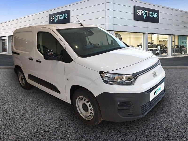 Usado Fiat e-Doblò 100 kW (136 CV) 2023 Blanco Monovolumen