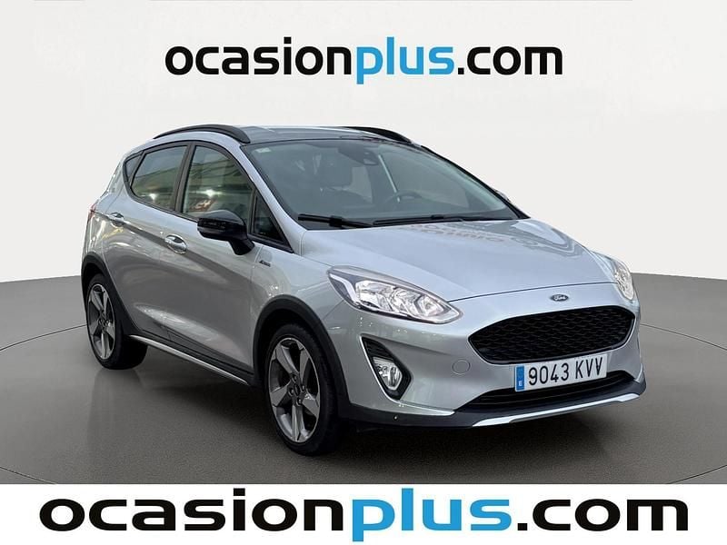 Usado Ford Fiesta Active 101 CV (74 kW) 2019 Gris plata Utilitario