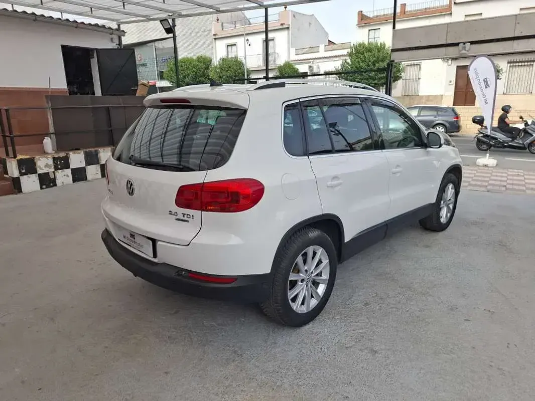 Usado VW Tiguan Sportline 140 CV (102 kW) 2013 Blanco SUV