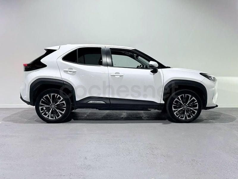 Usado Toyota Yaris Cross Style 116 CV (85 kW) 2024 Blanco SUV