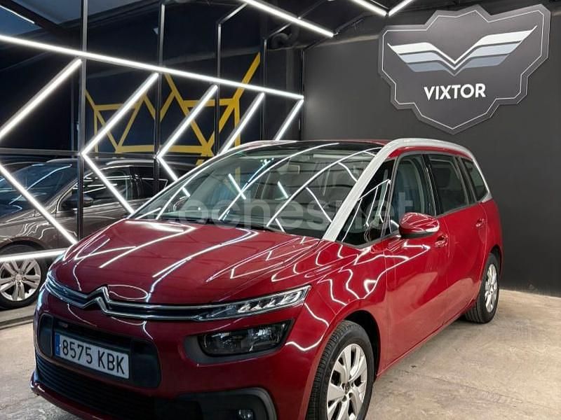 Käytetty Citroën Grand C4 Picasso Live 130 HP (95 kW) 2017 Punainen Tila-auto