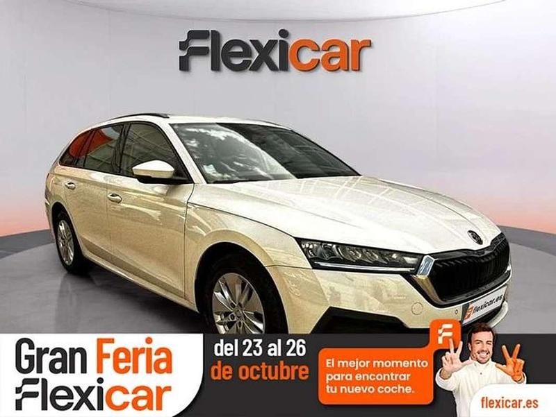 Blanco Usado 2021 Skoda Octavia Ambition Utilitario | 14.490 € (Super precio) - Imagen 1/4