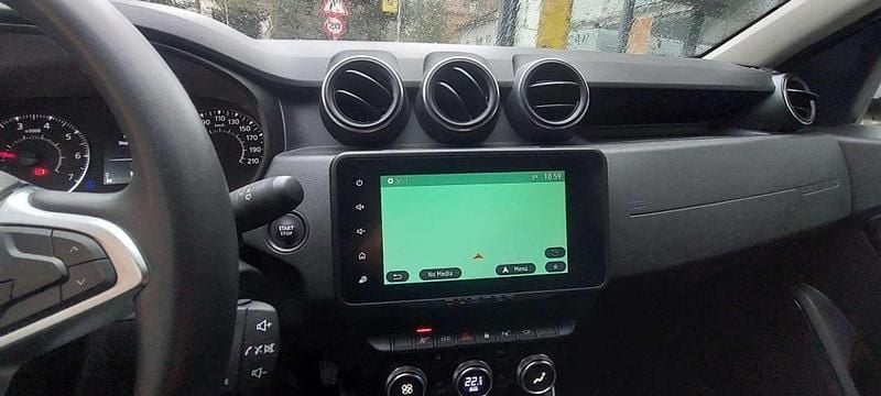 Usado Dacia Duster Prestige 101 CV (74 kW) 2021 Gris SUV