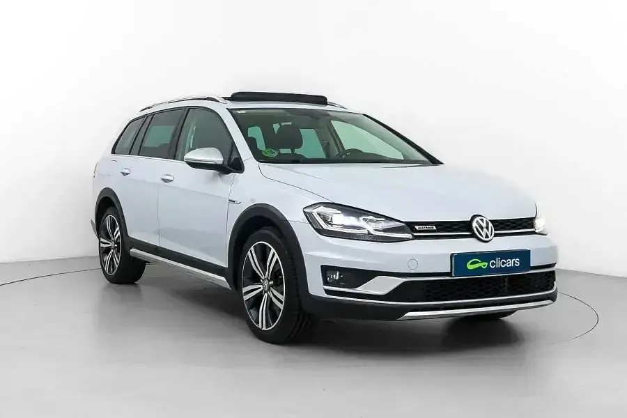 Begagnad VW Golf Alltrack 180 HK (132 kW) 2017 Vit Kombi