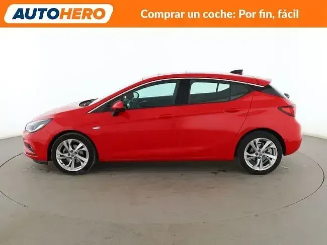 Usado Opel Astra Dynamic 125 CV (91 kW) 2016 Rojo