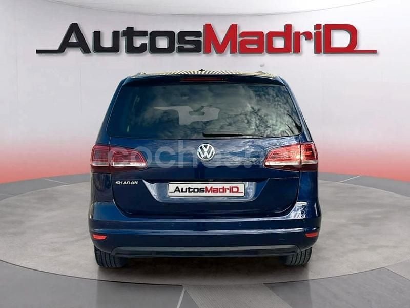 Usado VW Sharan Advance 150 CV (110 kW) 2021 Azul Monovolumen