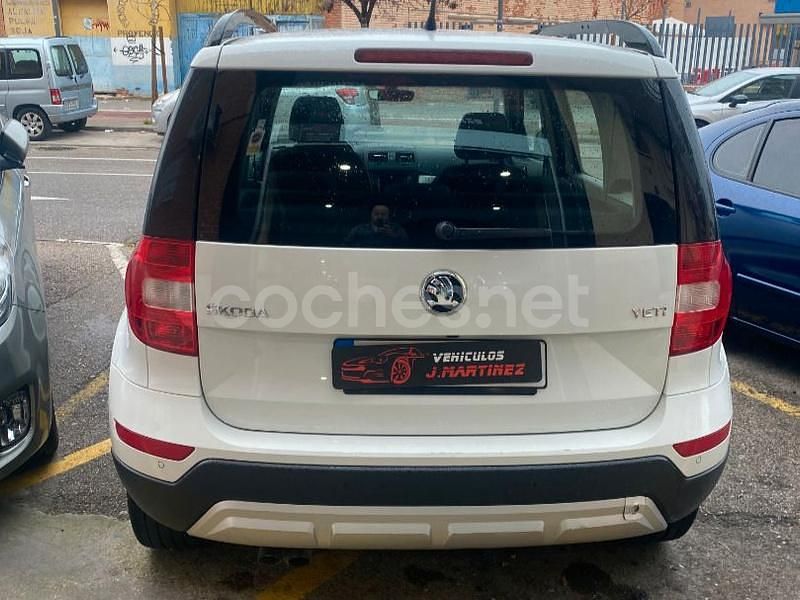Usado Skoda Yeti Ambition 110 CV (80 kW) 2016 Blanco SUV
