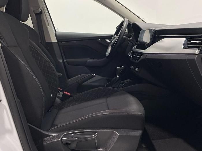 Usado Skoda Kamiq Ambition 110 CV (80 kW) 2021 Blanco SUV