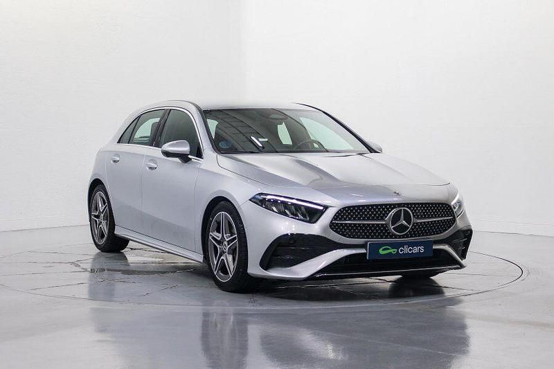 Usado Mercedes A180 Advanced 136 CV (100 kW) 2023 Gris