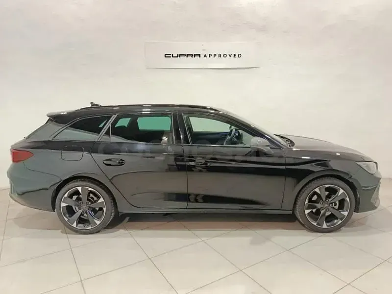 Usado Cupra Leon 150 CV (110 kW) 2024 Negro Familiar