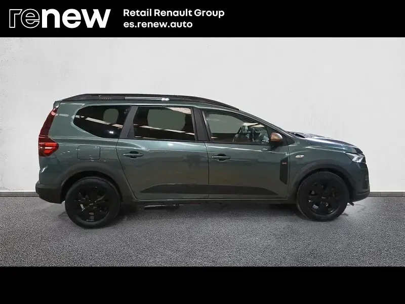 Usado Dacia Jogger Extreme 100 CV (73 kW) 2023 Verde Monovolumen