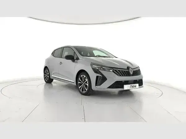 Usado Renault Clio V Techno 143 CV (105 kW) 2025 Gris Berlina