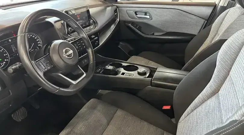 Usado Nissan X-Trail Acenta 213 CV (156 kW) 2024 Yuki white SUV