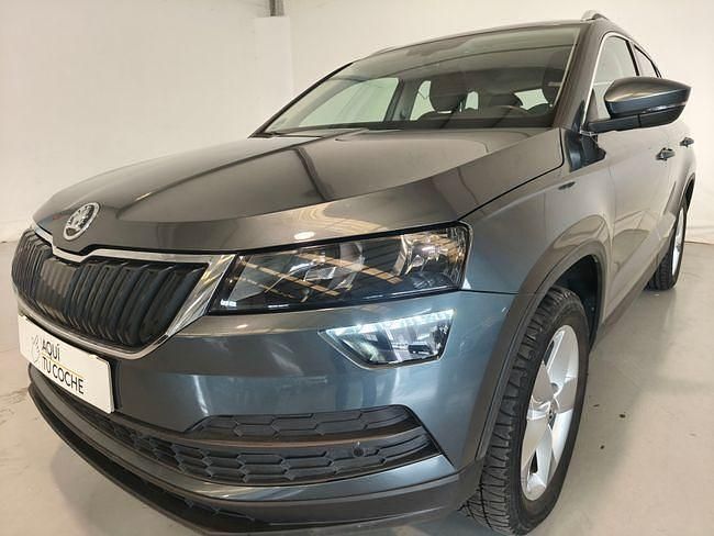 Usado Skoda Karoq Ambition 150 CV (110 kW) 2022 Gris / plata SUV