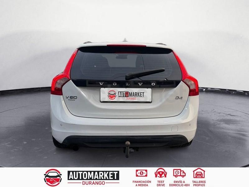 Usado Volvo V60 R-Design 163 CV (119 kW) 2012 Blanco Familiar