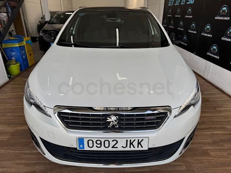 Usado Peugeot 308 SW GT-line 150 CV (110 kW) 2016 Blanco Familiar