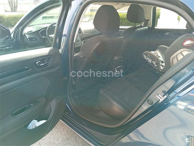 Usado Renault Mégane IV Intens 130 CV (95 kW) 2016 Azul Berlina