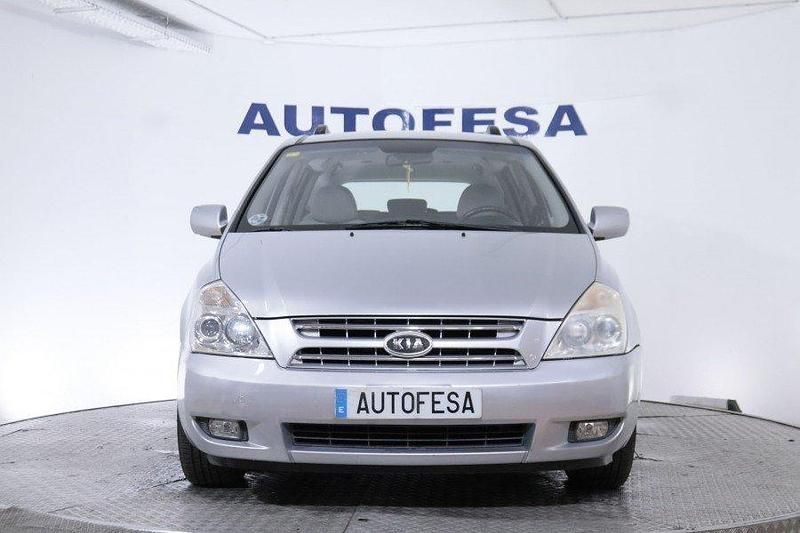 Usado Kia Carnival 185 CV (136 kW) 2011 Plateado Monovolumen