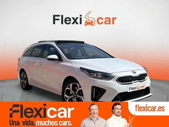Blanco Usado 2022 Kia Ceed Utilitario | 20.350 € (Un poco caro) - Imagen 1/4