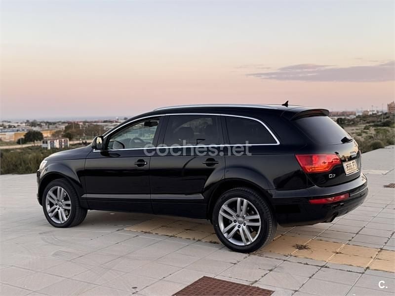 Usado Audi Q7 233 CV (171 kW) 2007 Negro SUV