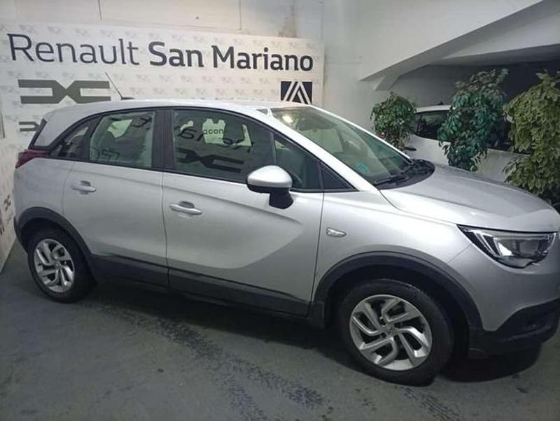Usado Opel Crossland Selective 110 CV (80 kW) 2018 Gris SUV