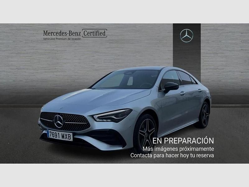 Usado Mercedes CLA250e AMG line 218 CV (160 kW) 2024 Gris Berlina
