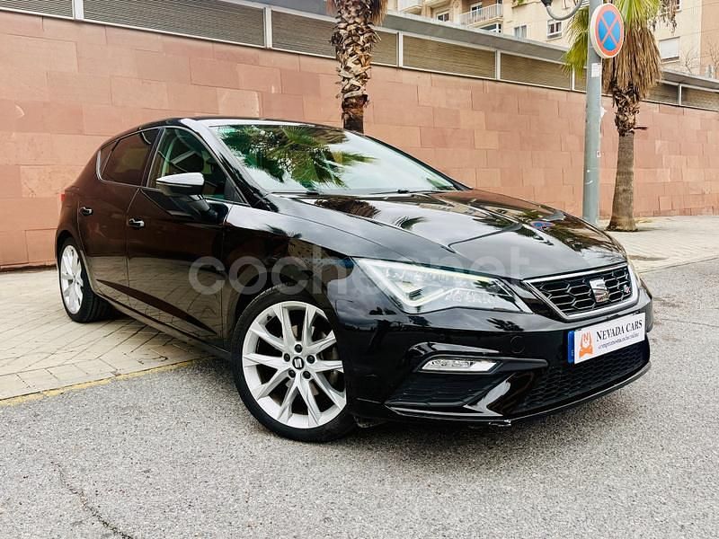 Usado Seat Leon FR 125 CV (91 kW) 2018 Negro Berlina