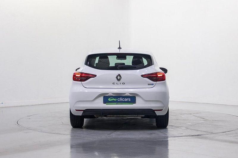 Usado Renault Clio V Intens 140 CV (102 kW) 2021 Blanco Berlina