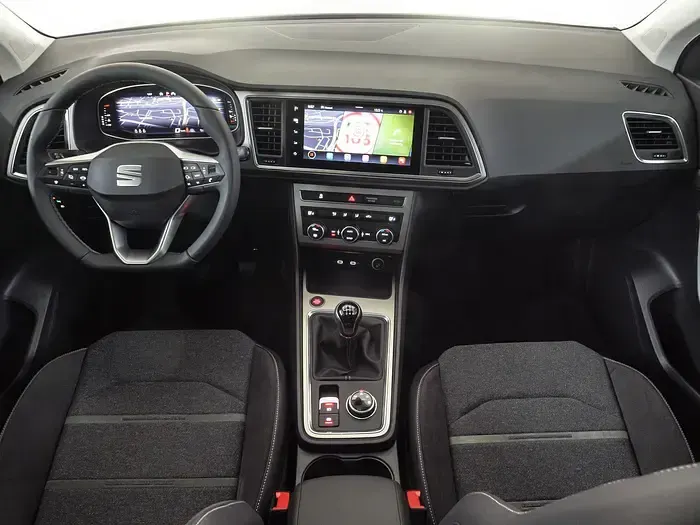 Usado Seat Ateca Xperience 150 CV (110 kW) 2021 Blanco SUV