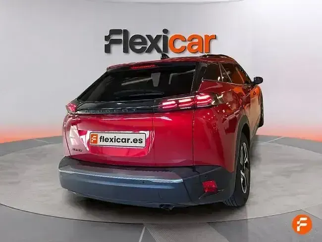 Usado Peugeot 2008 Active 100 CV (73 kW) 2023 Rojo SUV