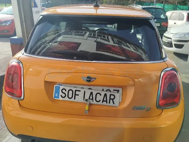 Usado Mini One D 95 CV (69 kW) 2016 Naranja Utilitario