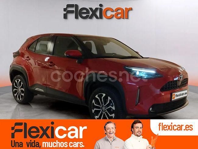 Granate Usado 2024 Toyota Yaris Cross Active SUV | 23.990 € (Precio justo) - Imagen 1/3