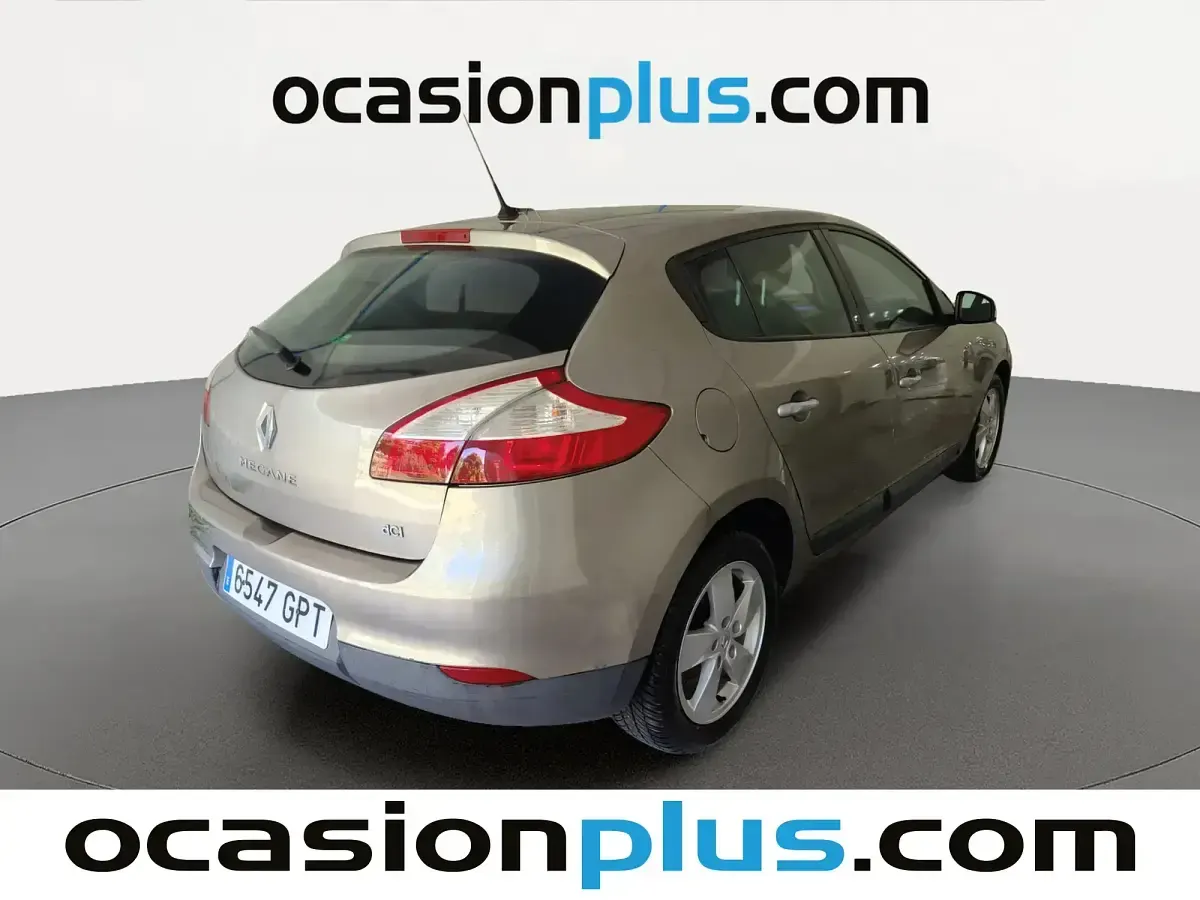 Usado Renault Mégane Dynamique 105 CV (77 kW) 2009 Beige Berlina