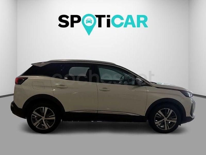Usado Peugeot 3008 Allure 130 CV (95 kW) 2021 Blanco SUV